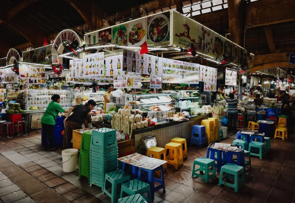Bếp nấu món nóng